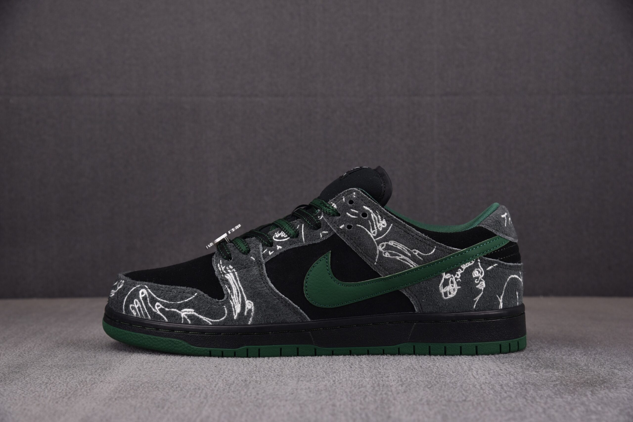 Nike SB Dunk Low Pro x There Skateboards 'Anthracite Gorge Green'